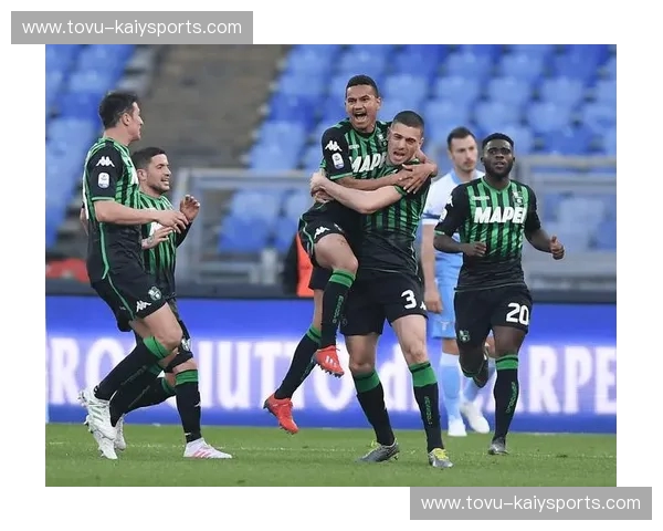 绿茵恩怨再燃！英格兰vs爱尔兰在线：一场跨越海峡的荣誉之战，你绝不可错过的巅峰对决